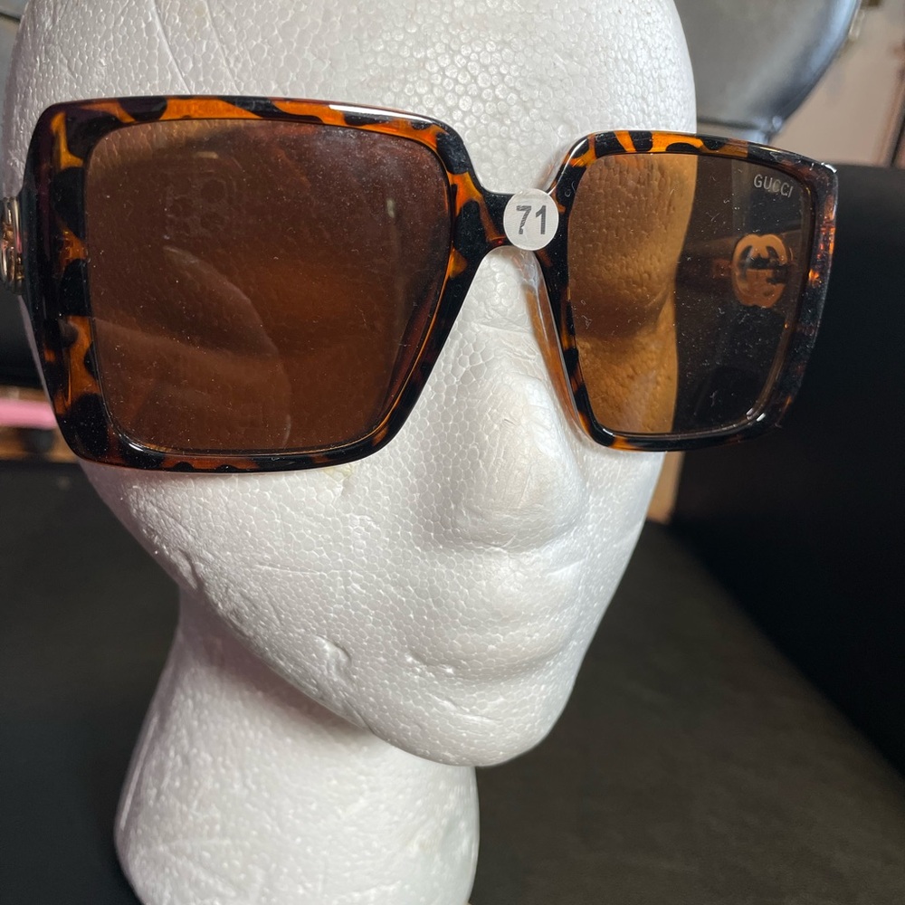 Brown Tortoiseshell Sunglasses Oversized Retro